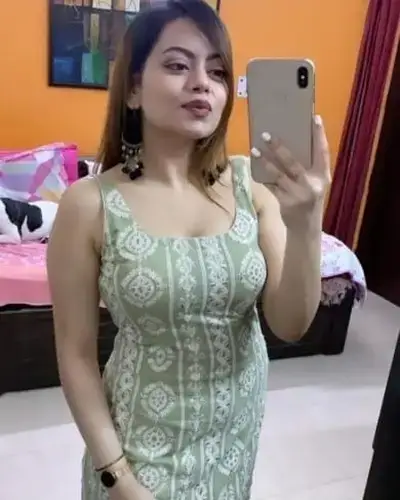 Call Girl in Tengnoupal